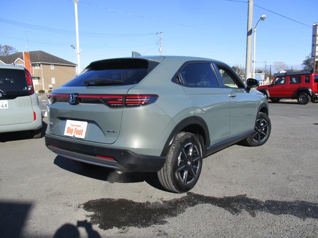 ヴェゼル e:HEV X (純正ナビ) ワンオーナーBカメラ ETC 純正アルミ パドルシフト パーキングセンサー プッシュスタート 電子ブレーキ 純正LEDヘッドライト オートマチックハイビーム ホンダセンシング 安全装置(13枚目)