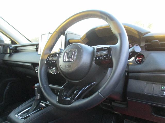 ヴェゼル e:HEV X (純正ナビ) ワンオーナーBカメラ ETC 純正アルミ パドルシフト パーキングセンサー プッシュスタート 電子ブレーキ 純正LEDヘッドライト オートマチックハイビーム ホンダセンシング 安全装置(18枚目)