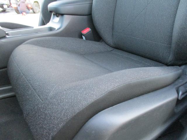 ヴェゼル e:HEV X (純正ナビ) ワンオーナーBカメラ ETC 純正アルミ パドルシフト パーキングセンサー プッシュスタート 電子ブレーキ 純正LEDヘッドライト オートマチックハイビーム ホンダセンシング 安全装置(28枚目)