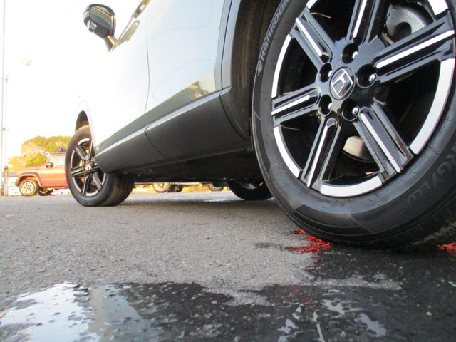 ヴェゼル e:HEV X (純正ナビ) ワンオーナーBカメラ ETC 純正アルミ パドルシフト パーキングセンサー プッシュスタート 電子ブレーキ 純正LEDヘッドライト オートマチックハイビーム ホンダセンシング 安全装置(51枚目)