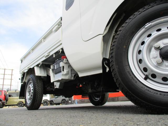 ハイゼットトラック ジャンボエクストラ　（オートマ　４ＷＤ）（ワンオーナー）純正オプションＣＤオーディオ　ＥＴＣ　純正ＬＥＤヘッドライト　電動格納ドアミラー　スマートキー　プッシュスタート　アオリガード　荷台マット　作業灯　スマートアシスト（78枚目）
