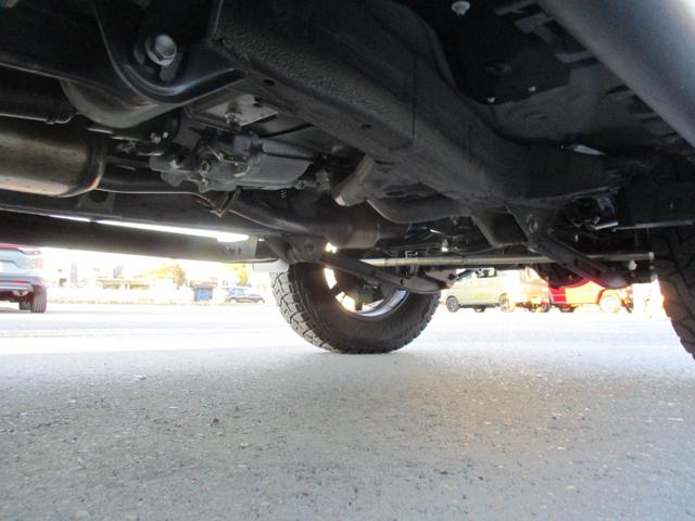 ジムニーシエラ ＪＣ　＜柿本マフラー＞　＜ＪＡＯＳプロテクター＞　＜リフトアップ＞　ディスプレイオーディオ　Ｂｌｕｅｔｏｏｔｈ　バックカメラ　ＥＴＣ　社外１６アルミ＆オープンカントリー　ＯＰフロントグリル　革調シートカバー（30枚目）