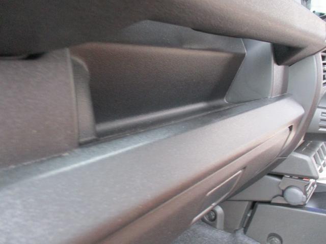 ���Ђł́A�Q�S�����@��_���Ɠ��l�̃����e�i���X���s���A�X�ɂT�S���ڂɂ�������O�����i�ȂǓ_���`�F�b�N�̃����e�i���X���s�����S�̃J�[���C�t�𑽂��̃��[�U�[�l�ɒ񋟂��Ă���܂��B