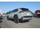 ＲＡＶ４ アドベンチャー　＜パノラマサンルーフ＞　純正９インチナビ　フルセグＴＶ　Ｂｌｕｅｔｏｏｔｈ　ＥＴＣ　置くだけ充電　パワーシート　純正ＬＥＤヘッドライト＆ＦＯＧランプ　トヨタセーフティセンス（安全装置）（3枚目）