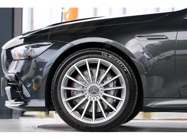 GT 4ドアクーペ 43 4マチック+ ライドコントロール+パッケージ グラファイトグレーM・パノラマルーフ・AMGライドコントロール+エアサス・AMG20AW・HUD・Burmesterサウンド・レーダーセーフティPKG・エアバランスPKG・リトラクタブルリアスポイラー(25枚目)