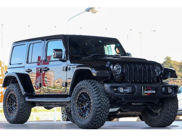ジープ・ラングラーアンリミテッド サハラ フューエルオフロード20インチブラックAW・ラフカントリーリフトアップ・USルビコンスタイルフロントバンパー・Smittybiltスペアタイヤキャリア・前後センサー・前後カメラ・LEDライト・黒革・(35枚目)