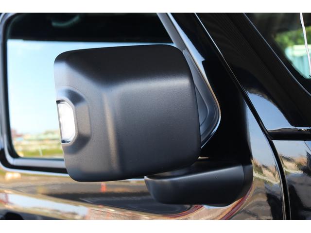 ジープ・ラングラーアンリミテッド サハラ フューエルオフロード20インチブラックAW・ラフカントリーリフトアップ・USルビコンスタイルフロントバンパー・Smittybiltスペアタイヤキャリア・前後センサー・前後カメラ・LEDライト・黒革・(41枚目)