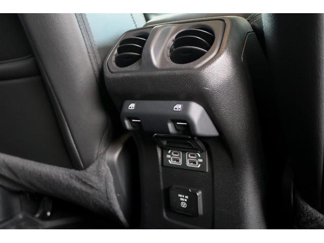 ジープ・ラングラーアンリミテッド サハラ フューエルオフロード20インチブラックAW・ラフカントリーリフトアップ・USルビコンスタイルフロントバンパー・Smittybiltスペアタイヤキャリア・前後センサー・前後カメラ・LEDライト・黒革・(78枚目)