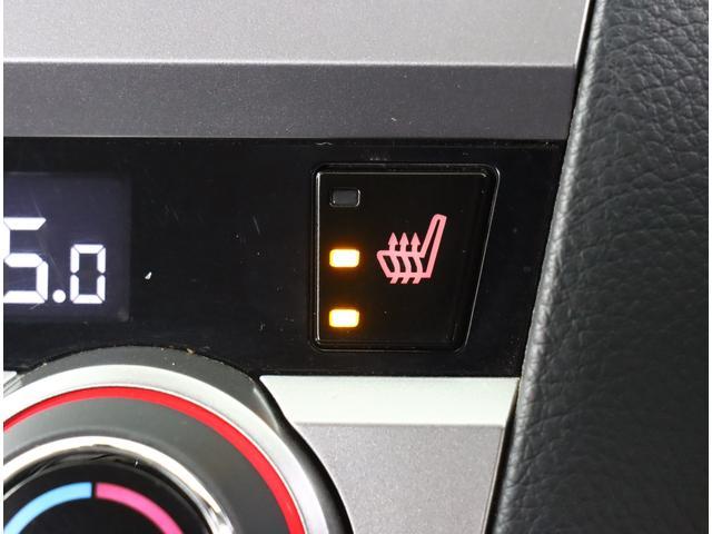 寒い冬に最適なシートヒーター搭載！三段階の温度調整が可能です。