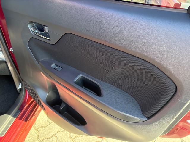 ステラ カスタムＲ　スマートアシスト　新品タイヤ　ナビ　ＥＴＣ２．０　ナビ連動前後ドラレコ　バックカメラ　運転席シートヒーター　ベンチシート　ＣＤ／ＤＶＤ　ＨＤＭＩ　４ＷＤ　エンジンスターター　プッシュスタート　ワンオーナー　リヤコーナーセンサー　寒冷地仕様（39枚目）