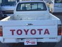 TOYOTA HILUX SPORTS PICK UP