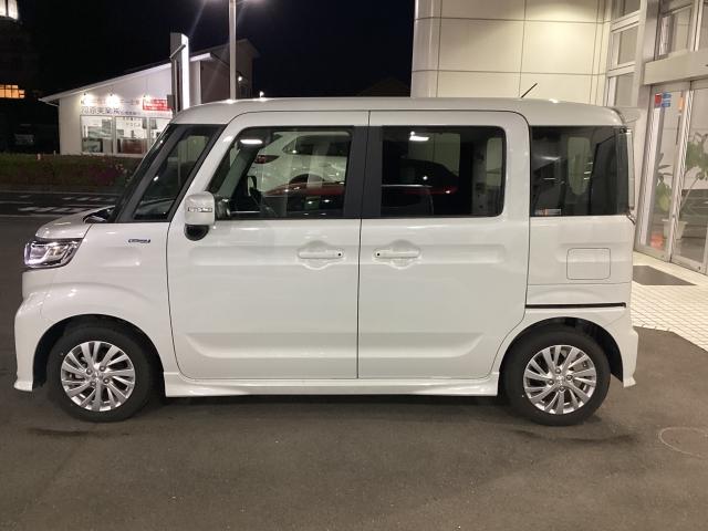 フレアワゴンカスタムスタイル ６６０　カスタムスタイル　ハイブリッド　ＸＧ　４ＷＤ　キーフリー　ＤＶＤ再生　ＬＥＤ　４ＷＤ　ナビＴＶ　横滑防止　ＥＴＣ　エアバッグ　フルセグＴＶ　オートエアコン　Ｉ－ＳＴＯＰ　メモリーナビ　ＡＢＳ　記録簿　Ｓヒーター　ＷエアＢ　オートライト（13枚目）