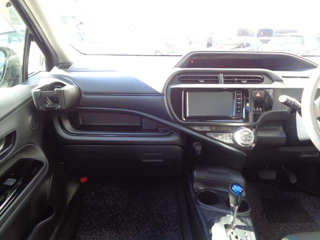 アクア Sスタイルブラック 禁煙車 スマートキー 純正ナビ 地デジ バックカメラ ETC(5枚目)