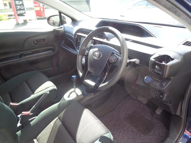 アクア Sスタイルブラック 禁煙車 スマートキー 純正ナビ 地デジ バックカメラ ETC(8枚目)