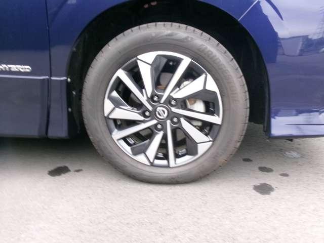 セレナ 2.0 ハイウェイスター V ナビ・後席モニター・アラビュー・ドラレコ(9枚目)