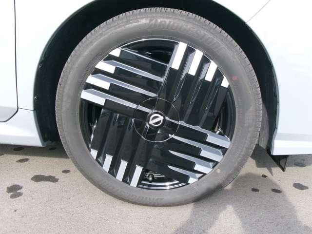 オーラ 1.2 G レザーエディション ナビ・アラビュー・プロパイ・ETC2.0(9枚目)