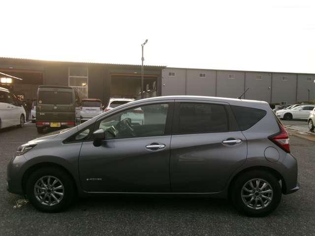 ノート １．２　ｅ－ＰＯＷＥＲ　Ｘ　ナビ・アラビュー・クルコン・ＥＴＣ２．０（8枚目）