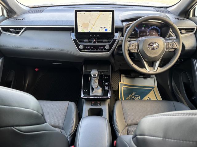 カローラクロス ハイブリッド Z 2025年マイナー後 AC100V/1500W ブラインドスポットモニター パノラミックビューモニター フロアマット ドアバイザー(3枚目)