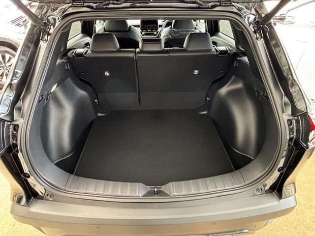 カローラクロス ハイブリッド　Ｚ　２０２５年マイナー後　ＡＣ１００Ｖ／１５００Ｗ　ブラインドスポットモニター　パノラミックビューモニター　フロアマット（15枚目）