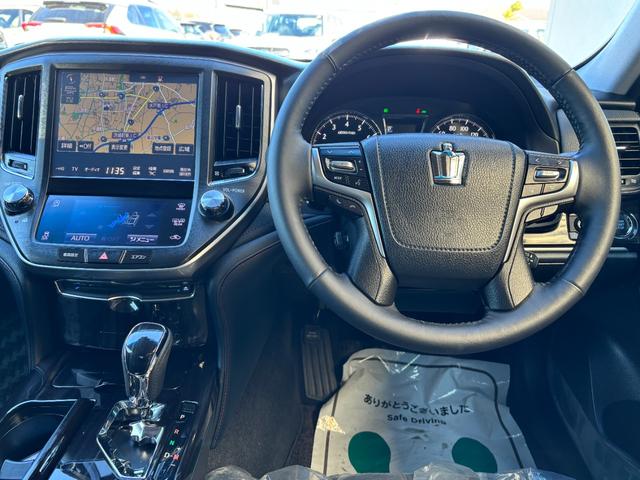クラウン アスリートS-T 後期型 ターボ車 純正ナビ ETC レーダークルーズコントロール プリクラッシュセーフティー パワーシート(19枚目)