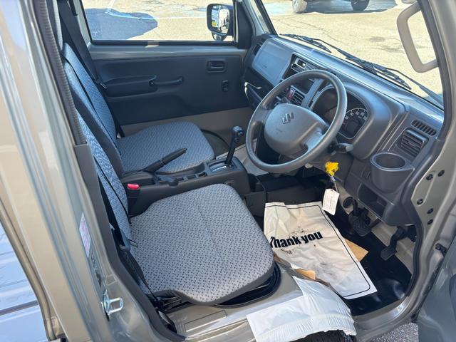 キャリイトラック ＫＣエアコン・パワステ　ＡＴ　４ＷＤ　エアコン　パワステ　パワーウィンドウ（9枚目）