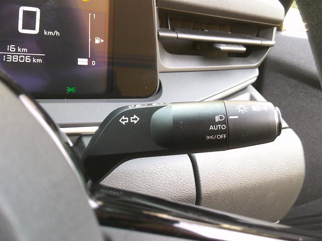 ノート Ｘ　純正ナビ　プロパイロット　アラウンドビューモニター　衝突被害軽減ブレ－キ　前後センサー　ＢＬＵＥＴＯＯＴＨ　横滑防止装置　ＵＳＢ接続　オートマチックハイビーム　ＥＴＣ２・０　衝突安全ボディ　ドラレコ（50枚目）