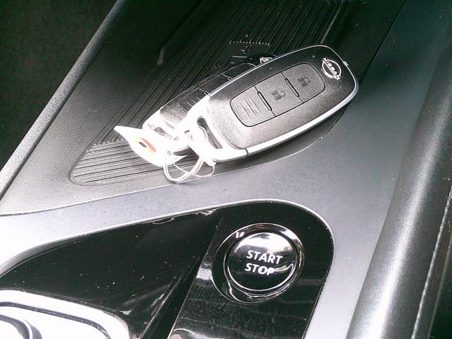 ノート Ｘ　純正ナビ　プロパイロット　アラウンドビューモニター　衝突被害軽減ブレ－キ　前後センサー　ＢＬＵＥＴＯＯＴＨ　横滑防止装置　ＵＳＢ接続　オートマチックハイビーム　ＥＴＣ２・０　衝突安全ボディ　ドラレコ（54枚目）