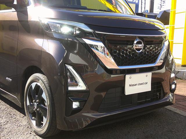 ルークス ハイウェイスター X プロパイロットエディション 純正メモリーナビ アラウンドビューモニター プロパイロット 両側電動スライドドア ドラレコ ETC車載器 衝突軽減ブレーキ 横滑り防止機能 シートヒーター LEDヘッドライト ハイビームアシスト(8枚目)