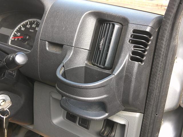 ＮＶ１００クリッパーバン ＤＸ　ハイルーフ　両側スライドドア　マニュアルエアコン　パワーステアリング　３速オートマチック　ＡＭ・ＦＭチューナー　Ｗエアバック（46枚目）