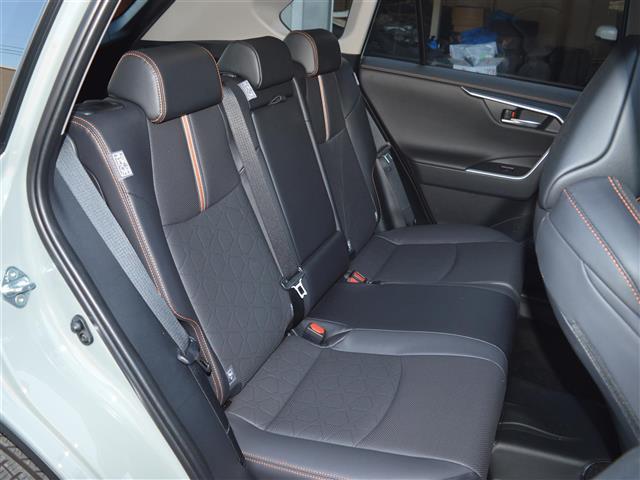 RAV4 アドベンチャー(24枚目)