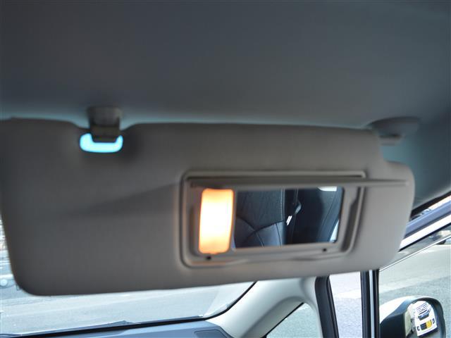 オデッセイ アブソルート（15枚目）