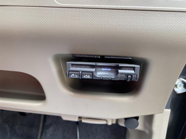 ムーヴ Ｌ　ＳＡ　４ＷＤ　ＥＴＣ　ナビ　ＴＶ　衝突被害軽減システム　キーレスエントリー　アイドリングストップ　電動格納ミラー　ベンチシート　ＣＶＴ　盗難防止システム　ＡＢＳ　ＥＳＣ　衝突安全ボディ　エアコン（4枚目）