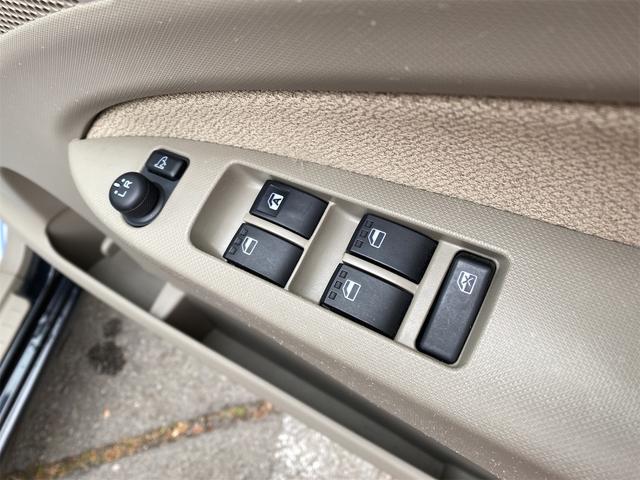 ムーヴ Ｌ　ＳＡ　４ＷＤ　ＥＴＣ　ナビ　ＴＶ　衝突被害軽減システム　キーレスエントリー　アイドリングストップ　電動格納ミラー　ベンチシート　ＣＶＴ　盗難防止システム　ＡＢＳ　ＥＳＣ　衝突安全ボディ　エアコン（10枚目）