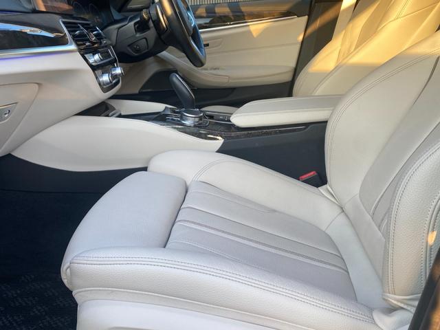 ５シリーズ ５２３ｄ　Ｍスポーツ　ハイラインパッケージ　タッチパネルｉＤｒｉｖｅナビ　１２セグ　全方位カメラ　オイスター革Ｓ　全席Ｓヒーター　ＨａｒｍａｎＫａｒｄｏｎ　インテリセーフＰＫＧ　ＡＣＣ　ＬＣＷ　ＬＤＷ　ＨＵＤ　ＬＥＤオートハイビーム　Ｐトランク（11枚目）