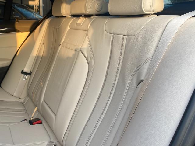 ５シリーズ ５２３ｄ　Ｍスポーツ　ハイラインパッケージ　タッチパネルｉＤｒｉｖｅナビ　１２セグ　全方位カメラ　オイスター革Ｓ　全席Ｓヒーター　ＨａｒｍａｎＫａｒｄｏｎ　インテリセーフＰＫＧ　ＡＣＣ　ＬＣＷ　ＬＤＷ　ＨＵＤ　ＬＥＤオートハイビーム　Ｐトランク（21枚目）