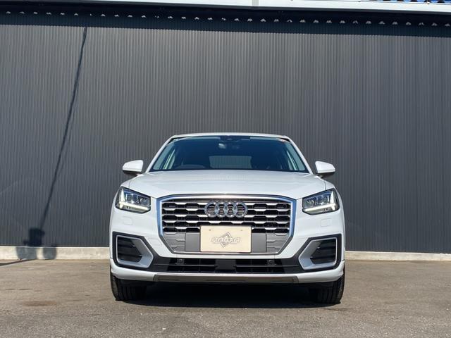 Ｑ２ ３０ＴＦＳＩスポーツ　ヴァーチャルコクピット　バックカメラ　ＭＭＩナビ　Ａｕｄｉドライブセレクト　Ａｕｄｉプレセンス　ＡＣＣ　Ａｕｄｉアクティブレーンアシスト　レインセンサー　前席シートヒーター　アドバンスドキー　ＬＥＤ（3枚目）