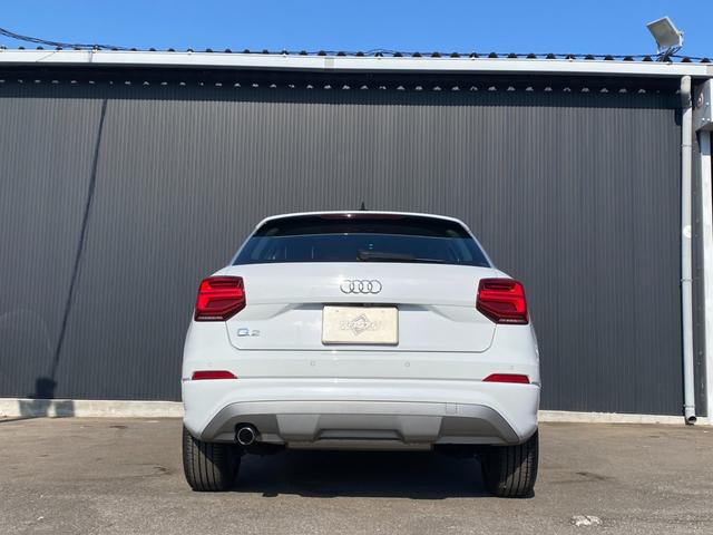 Ｑ２ ３０ＴＦＳＩスポーツ　ヴァーチャルコクピット　バックカメラ　ＭＭＩナビ　Ａｕｄｉドライブセレクト　Ａｕｄｉプレセンス　ＡＣＣ　Ａｕｄｉアクティブレーンアシスト　レインセンサー　前席シートヒーター　アドバンスドキー　ＬＥＤ（8枚目）