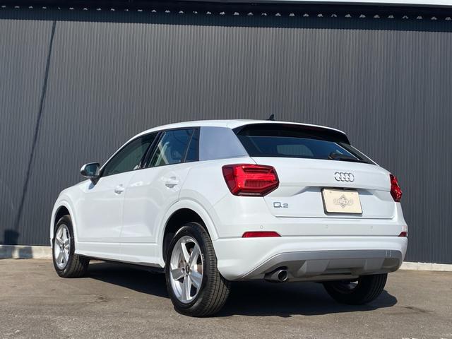 Ｑ２ ３０ＴＦＳＩスポーツ　ヴァーチャルコクピット　バックカメラ　ＭＭＩナビ　Ａｕｄｉドライブセレクト　Ａｕｄｉプレセンス　ＡＣＣ　Ａｕｄｉアクティブレーンアシスト　レインセンサー　前席シートヒーター　アドバンスドキー　ＬＥＤ（9枚目）
