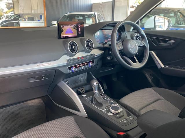 Ｑ２ ３０ＴＦＳＩスポーツ　ヴァーチャルコクピット　バックカメラ　ＭＭＩナビ　Ａｕｄｉドライブセレクト　Ａｕｄｉプレセンス　ＡＣＣ　Ａｕｄｉアクティブレーンアシスト　レインセンサー　前席シートヒーター　アドバンスドキー　ＬＥＤ（10枚目）