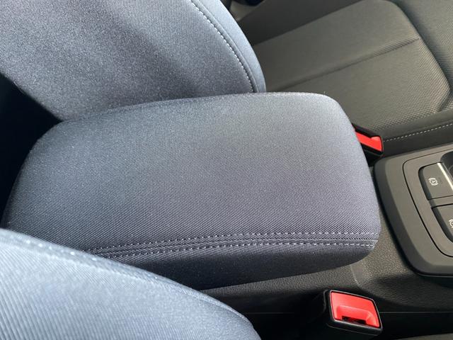 Ｑ２ ３０ＴＦＳＩスポーツ　ヴァーチャルコクピット　バックカメラ　ＭＭＩナビ　Ａｕｄｉドライブセレクト　Ａｕｄｉプレセンス　ＡＣＣ　Ａｕｄｉアクティブレーンアシスト　レインセンサー　前席シートヒーター　アドバンスドキー　ＬＥＤ（53枚目）