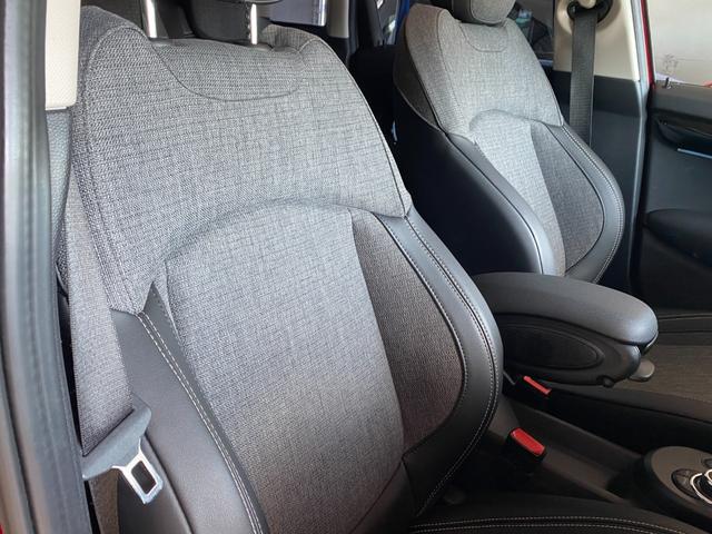 ＭＩＮＩ クーパー　エッセンシャル・トリム　ワンオーナー　ペッパーＰＫＧ　ＨＤＤナビ　Ｂカメラ　フルデジタルメーター　ＡＣＣ　前席Ｓヒーター　アンビエントＬ　ＭＩＮＩカーテシランプ　前後ドラレコ　Ｃアクセス　インテリセーフＰＫＧ　ＬＥＤライト（26枚目）