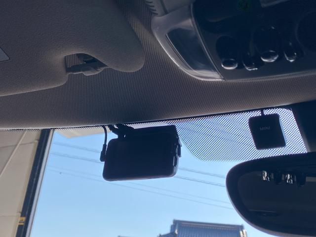 ＭＩＮＩ クーパー　エッセンシャル・トリム　ワンオーナー　ペッパーＰＫＧ　ＨＤＤナビ　Ｂカメラ　フルデジタルメーター　ＡＣＣ　前席Ｓヒーター　アンビエントＬ　ＭＩＮＩカーテシランプ　前後ドラレコ　Ｃアクセス　インテリセーフＰＫＧ　ＬＥＤライト（38枚目）