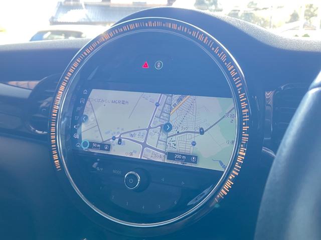 ＭＩＮＩ クーパー　エッセンシャル・トリム　ワンオーナー　ペッパーＰＫＧ　ＨＤＤナビ　Ｂカメラ　フルデジタルメーター　ＡＣＣ　前席Ｓヒーター　アンビエントＬ　ＭＩＮＩカーテシランプ　前後ドラレコ　Ｃアクセス　インテリセーフＰＫＧ　ＬＥＤライト（40枚目）