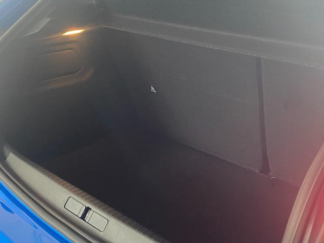 ２０８ ＧＴ　純正ＯＰナビ　パノラマＬ　１２セグ　Ｂカメラ　ＡｐｐｌｅＣａｒＰｌａｙ　ＡｎｄｒｏｉｄＡｕｔｏ　ドライブＭ　ＬＥＤオートライト　ＥＴＣ　パドルＳ　インテリＨビーム　アンビエンスＬ　Ａセーフティブレーキ（21枚目）