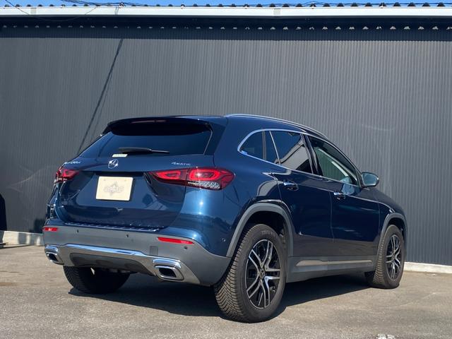 ＧＬＡクラス ＧＬＡ２００ｄ　４マチック　ワンオーナー　レザーエクスクルーシブＰＫＧ　アドバンスドＰＫＧ　ナビゲーションＰＫＧ　ＭＢＵＸ　１２セグＴＶ　ＨＵＤ　３６０°カメラ　黒革シート　Ｐトランク　Ｄセレクト　アンビエントライト　Ｗチャージ（7枚目）