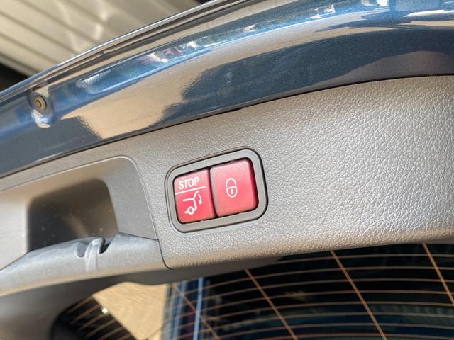 ＧＬＡクラス ＧＬＡ２００ｄ　４マチック　ワンオーナー　レザーエクスクルーシブＰＫＧ　アドバンスドＰＫＧ　ナビゲーションＰＫＧ　ＭＢＵＸ　１２セグＴＶ　ＨＵＤ　３６０°カメラ　黒革シート　Ｐトランク　Ｄセレクト　アンビエントライト　Ｗチャージ（30枚目）