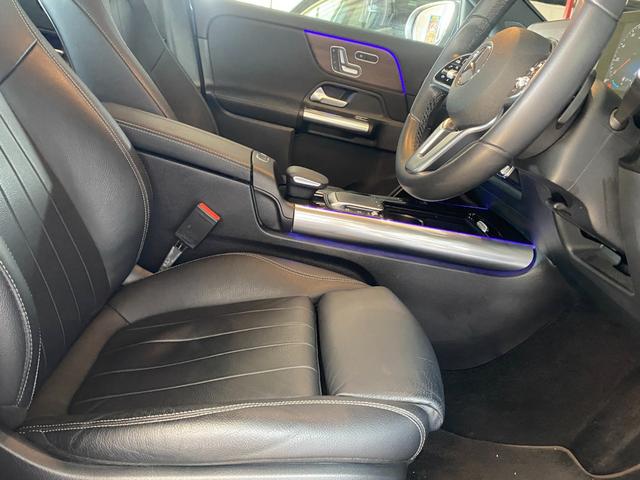 ＧＬＡクラス ＧＬＡ２００ｄ　４マチック　ワンオーナー　レザーエクスクルーシブＰＫＧ　アドバンスドＰＫＧ　ナビゲーションＰＫＧ　ＭＢＵＸ　１２セグＴＶ　ＨＵＤ　３６０°カメラ　黒革シート　Ｐトランク　Ｄセレクト　アンビエントライト　Ｗチャージ（32枚目）