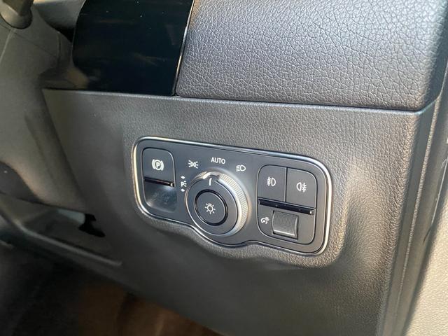 ＧＬＡクラス ＧＬＡ２００ｄ　４マチック　ワンオーナー　レザーエクスクルーシブＰＫＧ　アドバンスドＰＫＧ　ナビゲーションＰＫＧ　ＭＢＵＸ　１２セグＴＶ　ＨＵＤ　３６０°カメラ　黒革シート　Ｐトランク　Ｄセレクト　アンビエントライト　Ｗチャージ（39枚目）