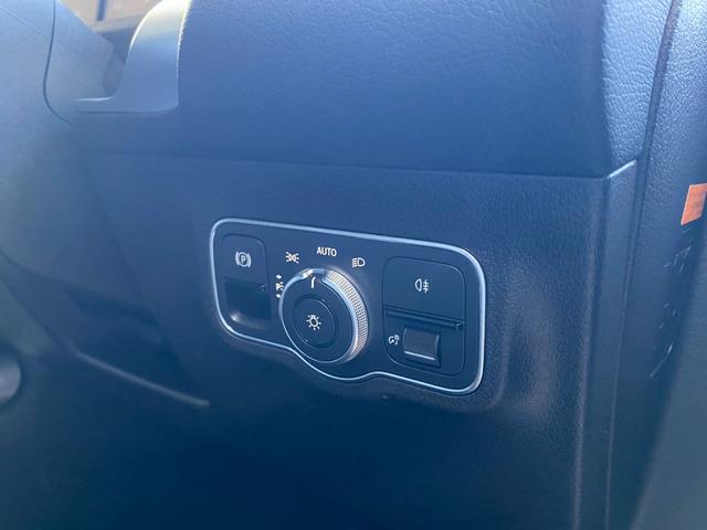 ＧＬＢ ＧＬＢ２００ｄ　ＭＢＵＸ　３６０°カメ　パノラマＳＲ　Ｍｅｒｃｅｄｅｓ－ｍｅ　ＡｐｐｌｅＣａｒＰｌａｙ　ＡｎｄｒｏｉｄＡｕｔｏ　ＬＫＡ　Ａブレーキアシスト　ＬＣＡ　ＢＳＡ　ＡＣＣ　Ｄセレクト　Ｗチャージ　前後Ｄレコ（34枚目）