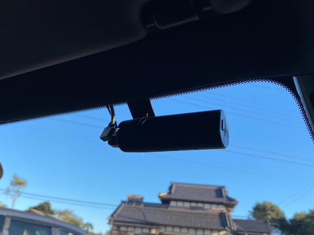 ＧＬＢ ＧＬＢ２００ｄ　ＭＢＵＸ　３６０°カメ　パノラマＳＲ　Ｍｅｒｃｅｄｅｓ－ｍｅ　ＡｐｐｌｅＣａｒＰｌａｙ　ＡｎｄｒｏｉｄＡｕｔｏ　ＬＫＡ　Ａブレーキアシスト　ＬＣＡ　ＢＳＡ　ＡＣＣ　Ｄセレクト　Ｗチャージ　前後Ｄレコ（57枚目）